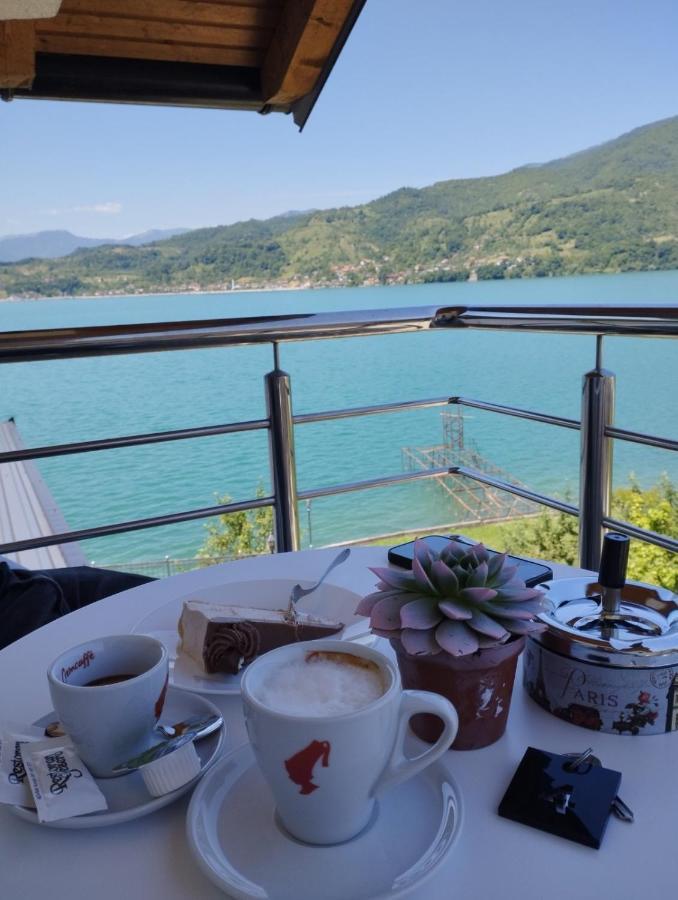 Apartmani Jezero Konjic Esterno foto